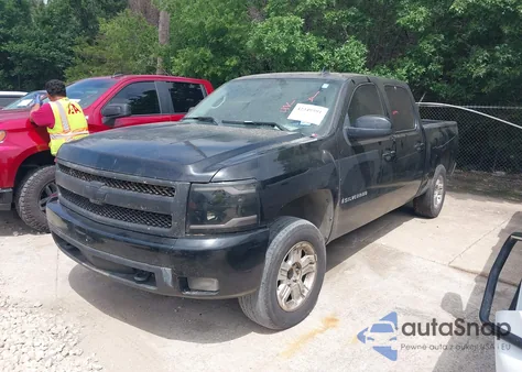 2007 Chevrolet Silverado 1500 Ltz z USA, uszkodzony, nr VIN 2GCEK13M271514208